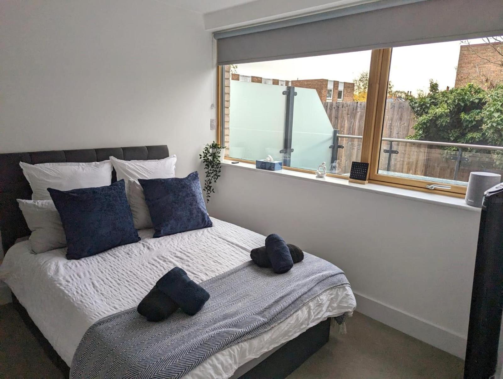Luxurious & Modern Townhouse In Hammersmith Appartement Londen Buitenkant foto