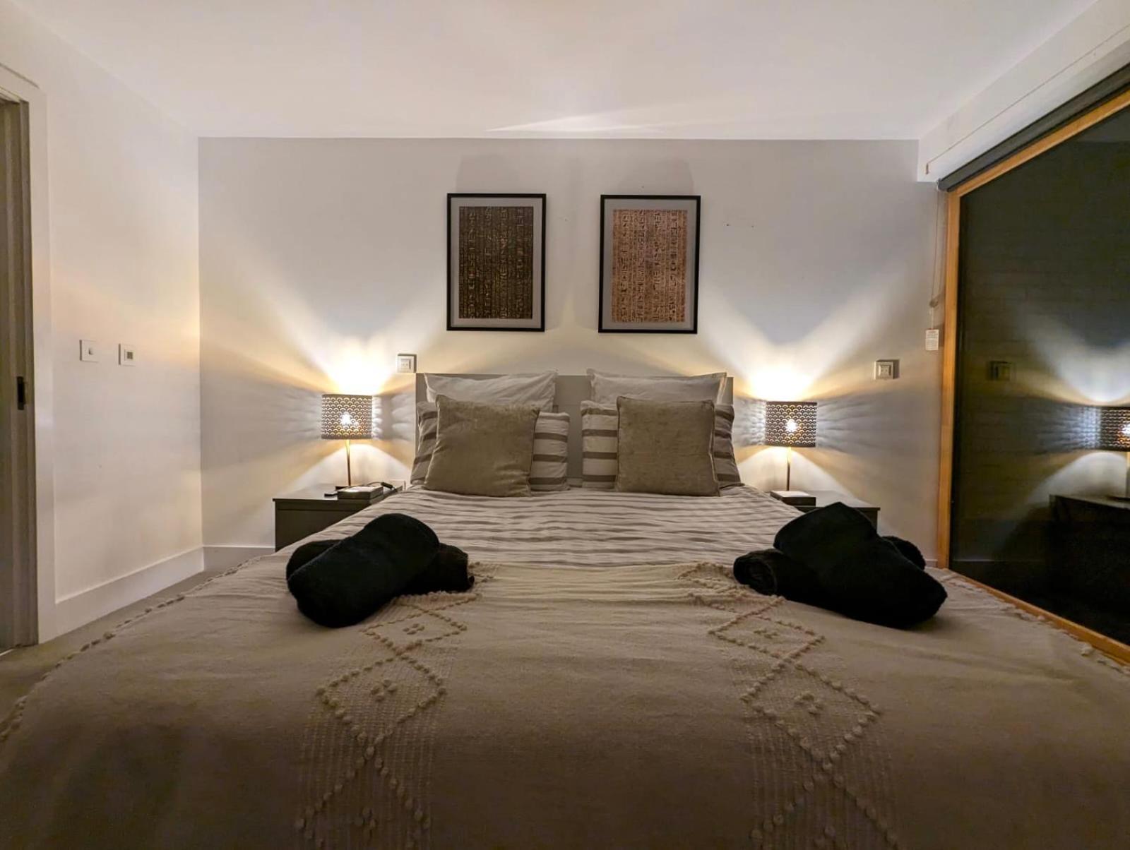 Luxurious & Modern Townhouse In Hammersmith Appartement Londen Buitenkant foto